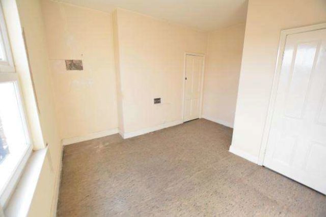  Image of 3 bedroom Apartment for sale in Trafalgar Square Scarborough YO12 at Trafalgar Square  Scarborough, YO12 7PY